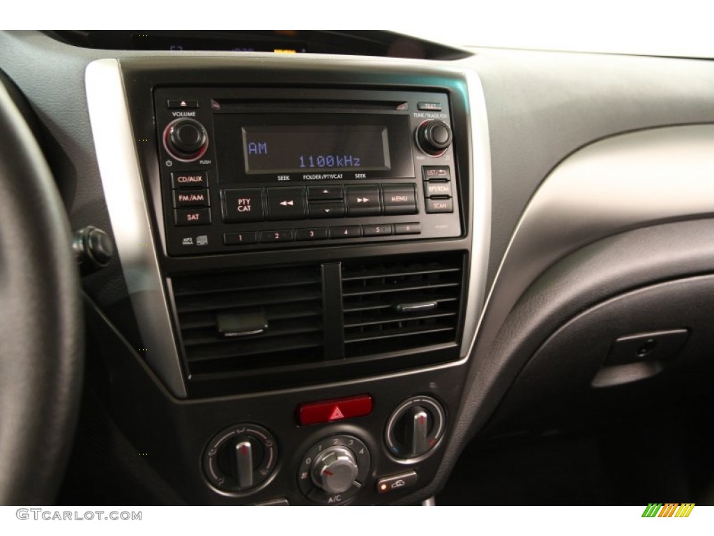 2012 Forester 2.5 X Premium - Ice Silver Metallic / Black photo #8