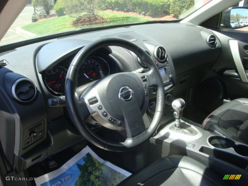 2011 Rogue SV AWD - Gotham Gray Metallic / Gray photo #15