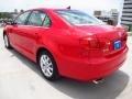 Tornado Red - Jetta SE Sedan Photo No. 4