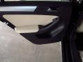Black - Jetta SE Sedan Photo No. 12