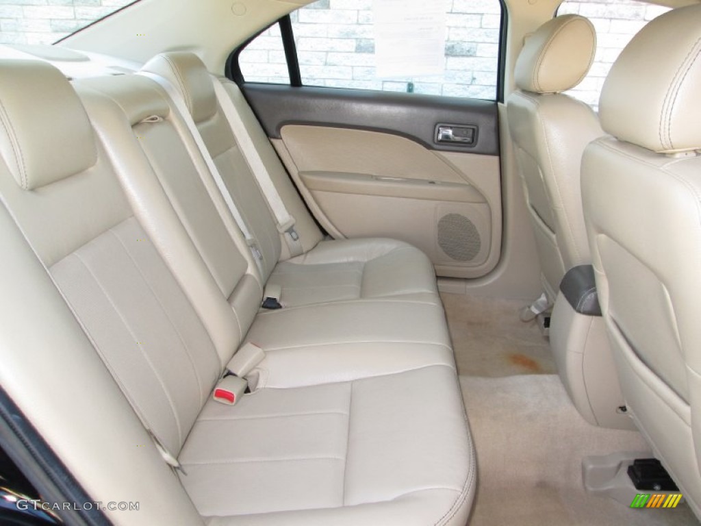 2008 Milan V6 Premier AWD - Black / Camel photo #18