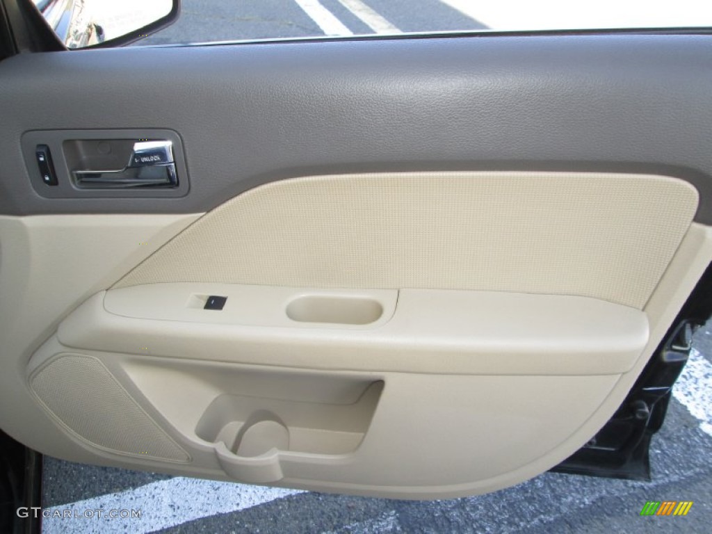 2008 Milan V6 Premier AWD - Black / Camel photo #28