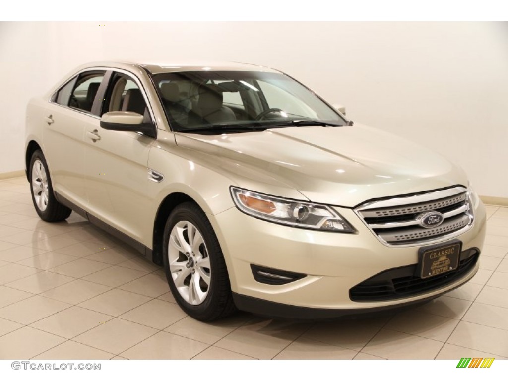 2010 Taurus SEL - Gold Leaf Metallic / Light Stone photo #1