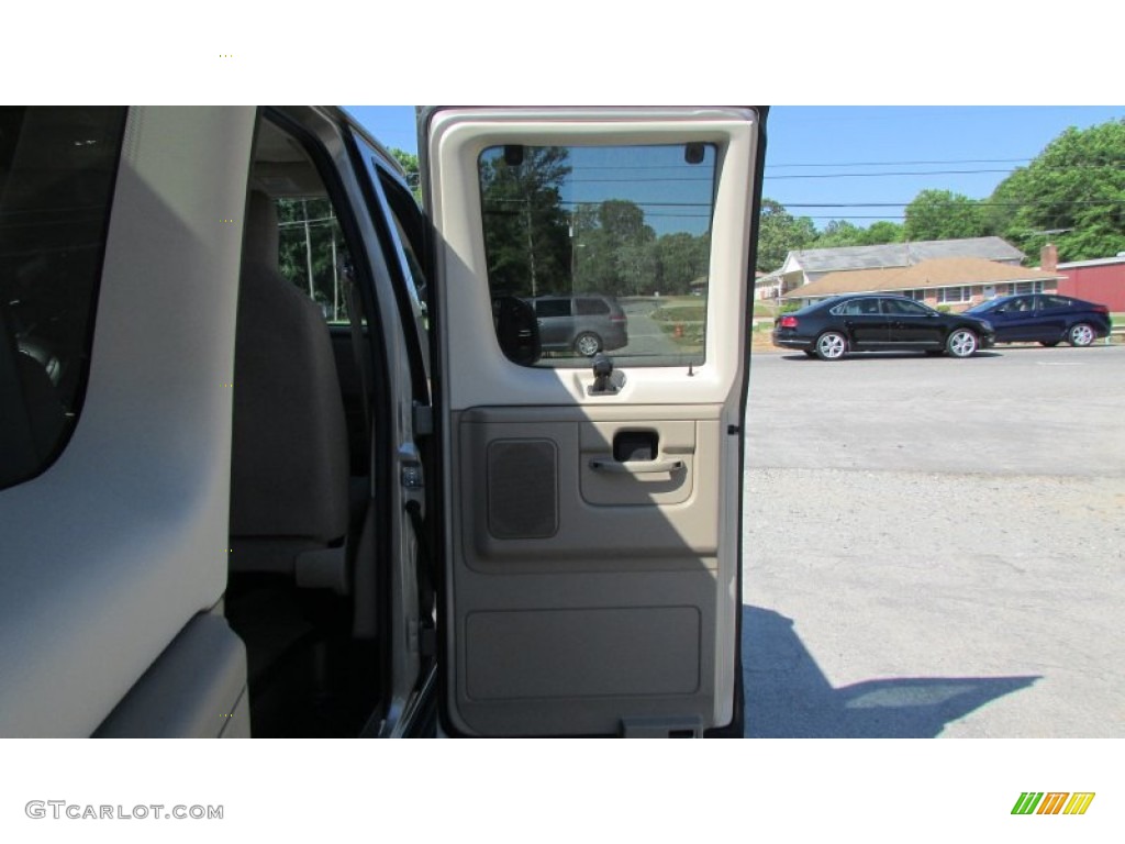 2013 E Series Van E350 XLT Passenger - Pueblo Gold Metallic / Medium Pebble photo #48