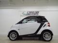 Crystal White - fortwo passion coupe Photo No. 20