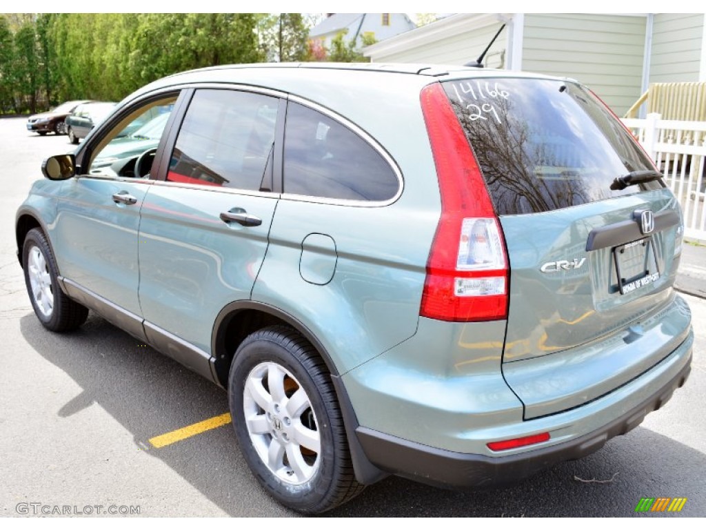 2011 CR-V SE 4WD - Opal Sage Metallic / Ivory photo #10