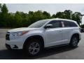 2014 Blizzard White Pearl Toyota Highlander XLE  photo #3