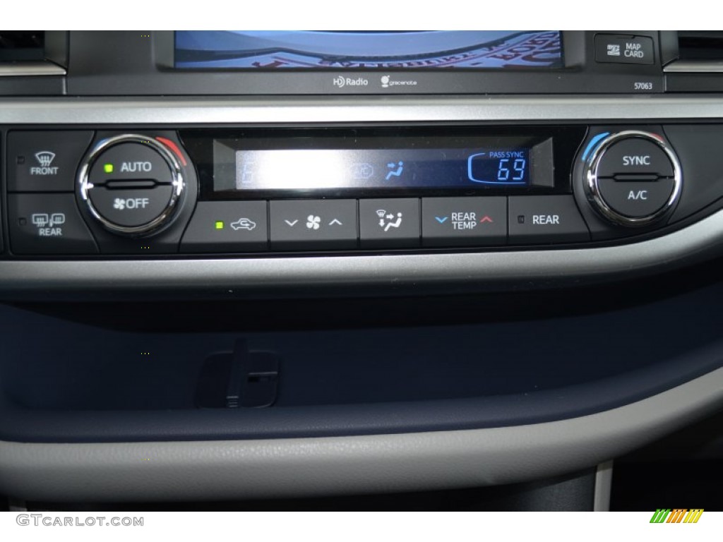 2014 Toyota Highlander XLE Controls Photo #93206645