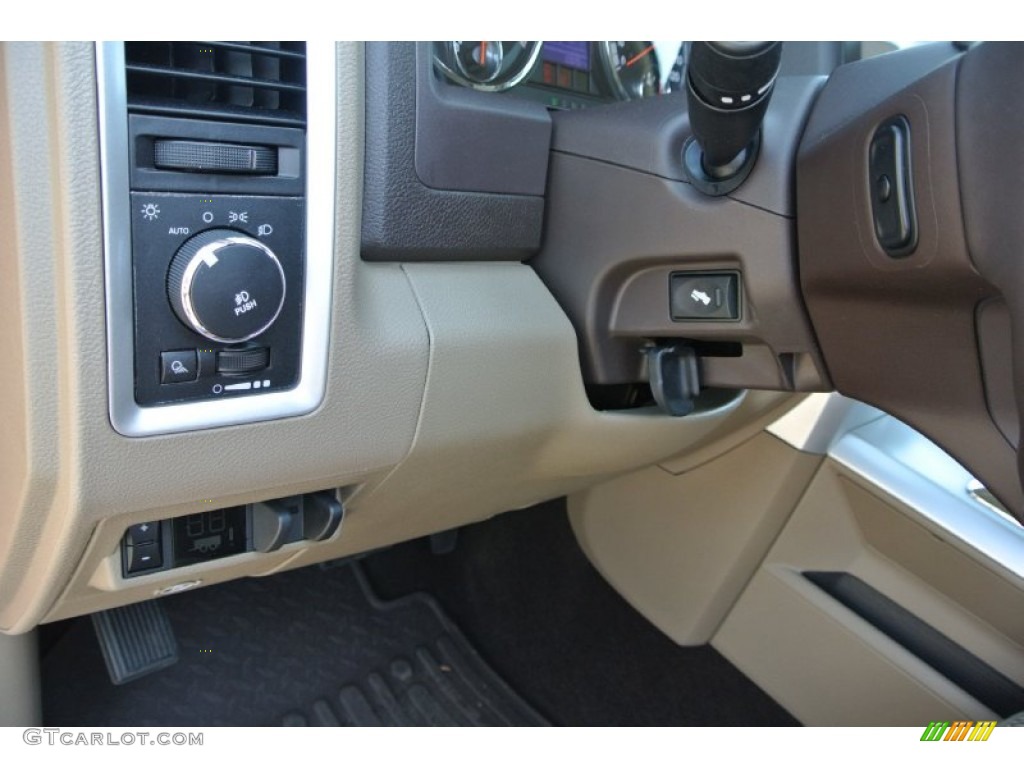 2012 Ram 2500 HD SLT Crew Cab 4x4 - Deep Molten Red Pearl / Light Pebble Beige/Bark Brown photo #12