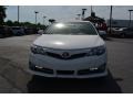 2014 Super White Toyota Camry SE  photo #4
