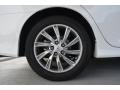 2014 Super White Toyota Camry SE  photo #10