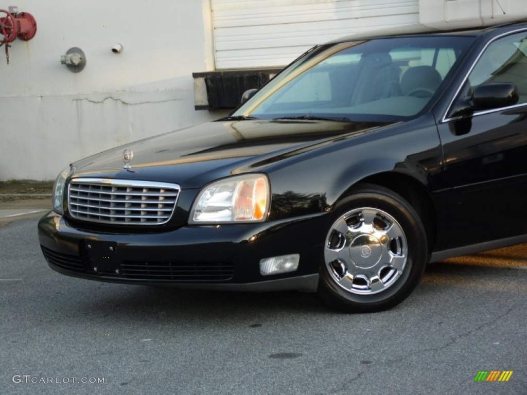 2001 DeVille Sedan - Sable Black / Oatmeal photo #27