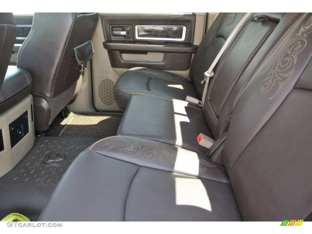 2011 Ram 2500 HD Laramie Longhorn Crew Cab 4x4 - Sagebrush Pearl / Light Pebble Beige/Bark Brown photo #19