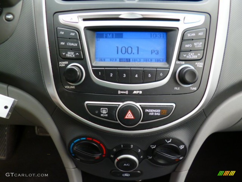 2012 Accent GLS 4 Door - Boston Red / Gray photo #19