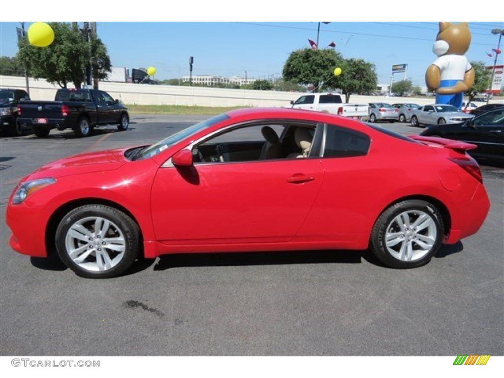 2010 Altima 2.5 S Coupe - Red Alert / Charcoal photo #4