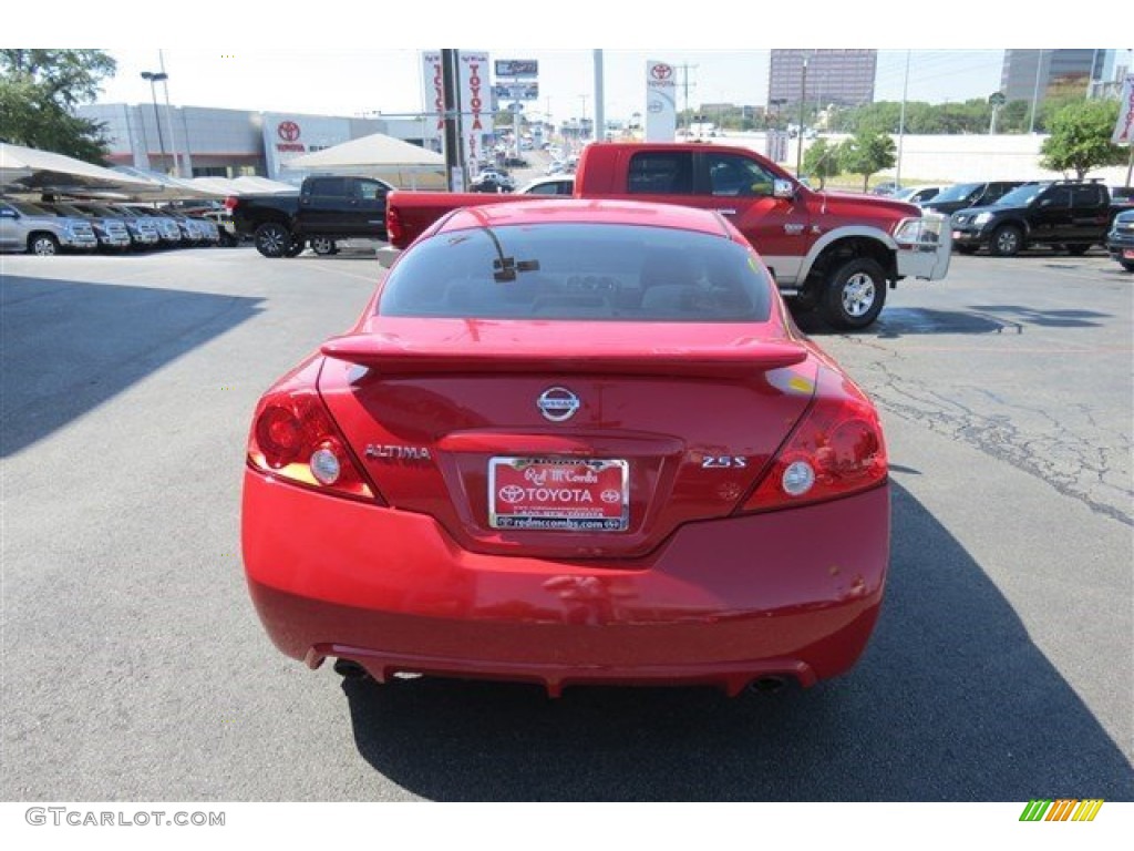 2010 Altima 2.5 S Coupe - Red Alert / Charcoal photo #6