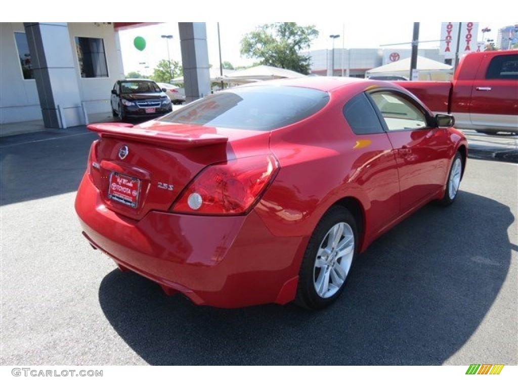 2010 Altima 2.5 S Coupe - Red Alert / Charcoal photo #7