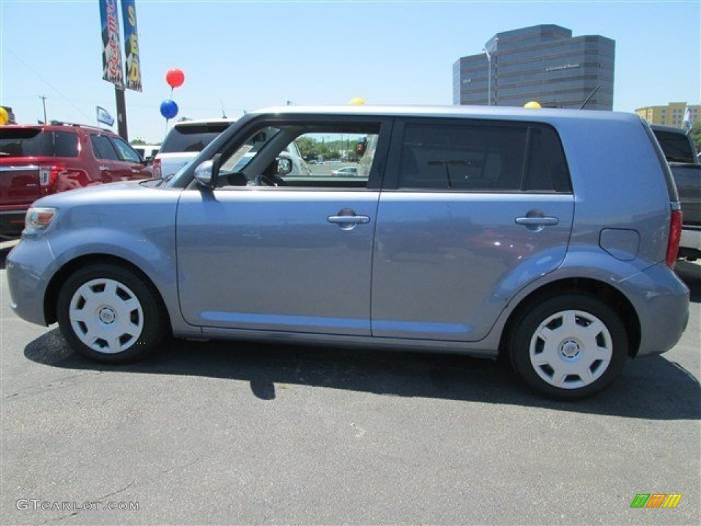 2009 xB  - Stingray Metallic / Dark Gray photo #20