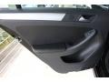 Black Uni - Jetta SE Sedan Photo No. 27