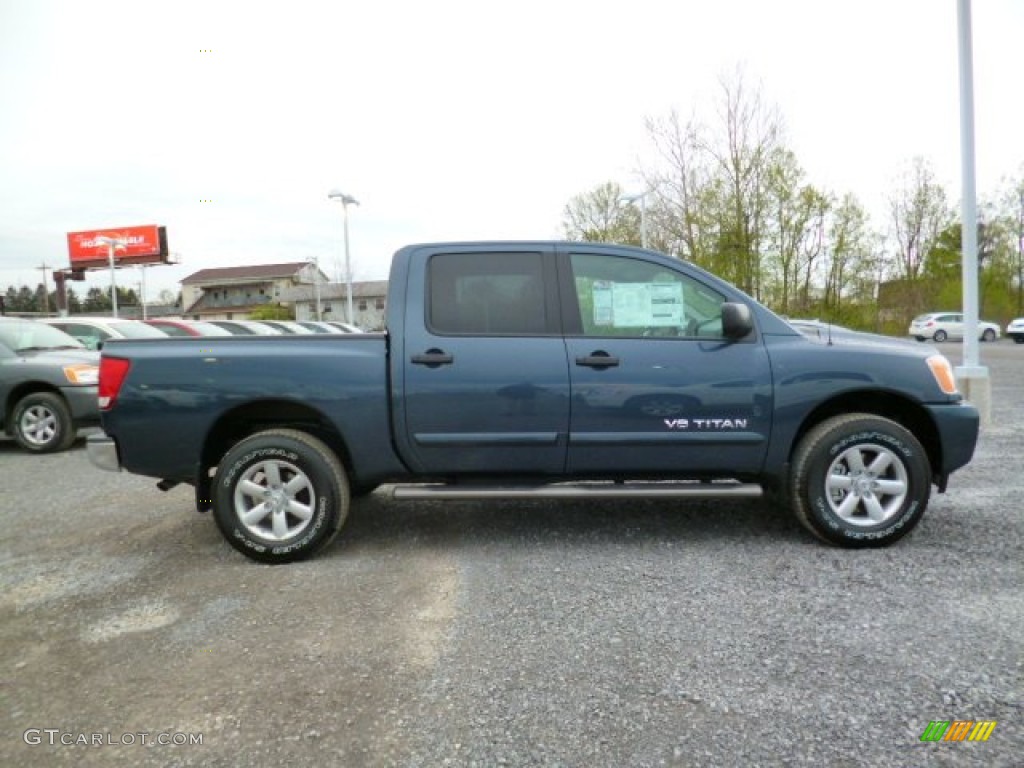 2014 Titan SV Crew Cab 4x4 - Graphite Blue / Charcoal photo #8