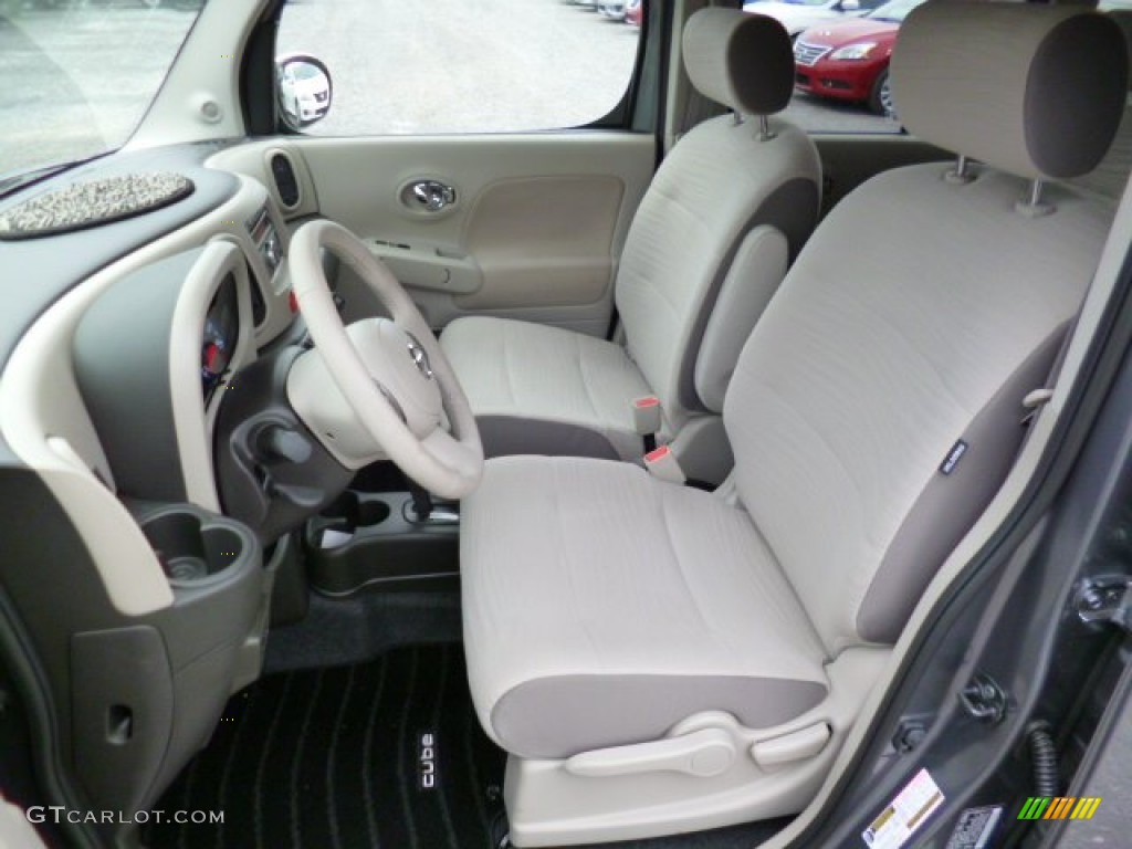 2014 Nissan Cube 1.8 S Front Seat Photo #93225458