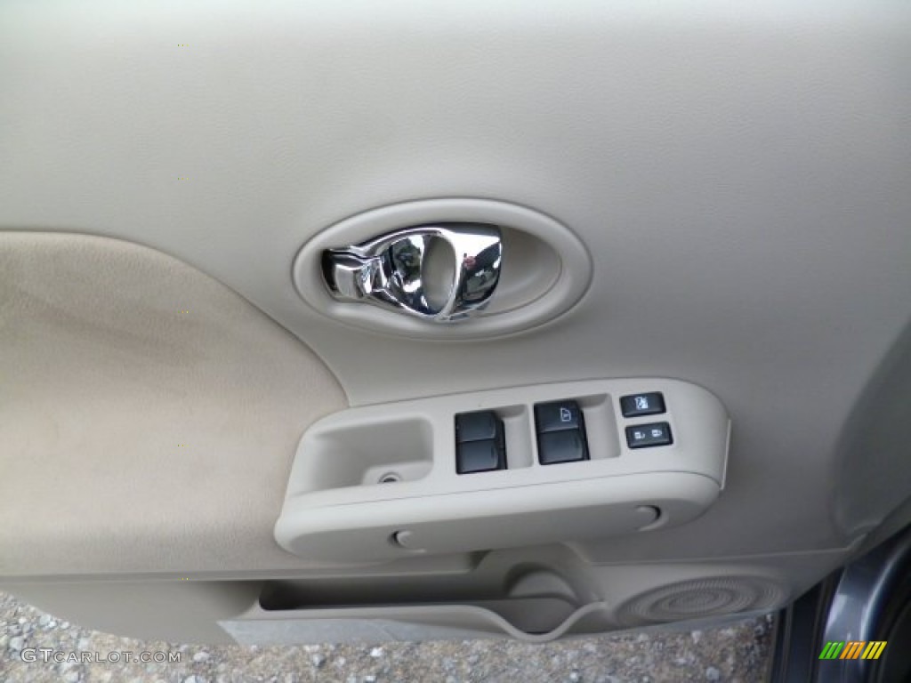 2014 Nissan Cube 1.8 S Black Door Panel Photo #93225491
