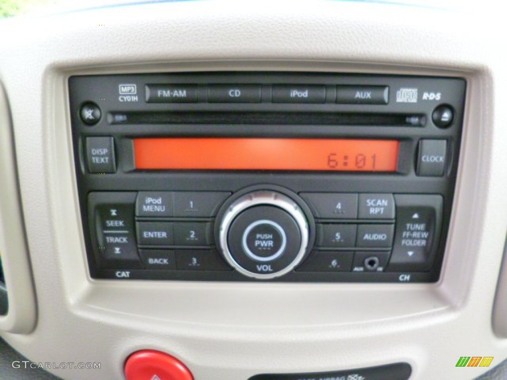 2014 Nissan Cube 1.8 S Audio System Photo #93225527
