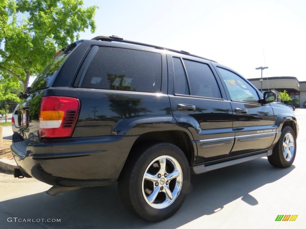2004 Grand Cherokee Overland - Brillant Black Crystal Pearl / Dark Slate Gray photo #3