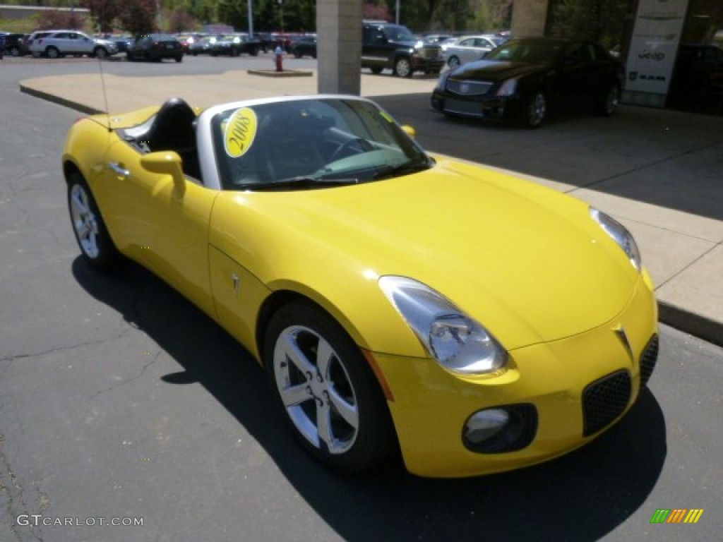 2008 Solstice GXP Roadster - Mean Yellow / Ebony photo #2