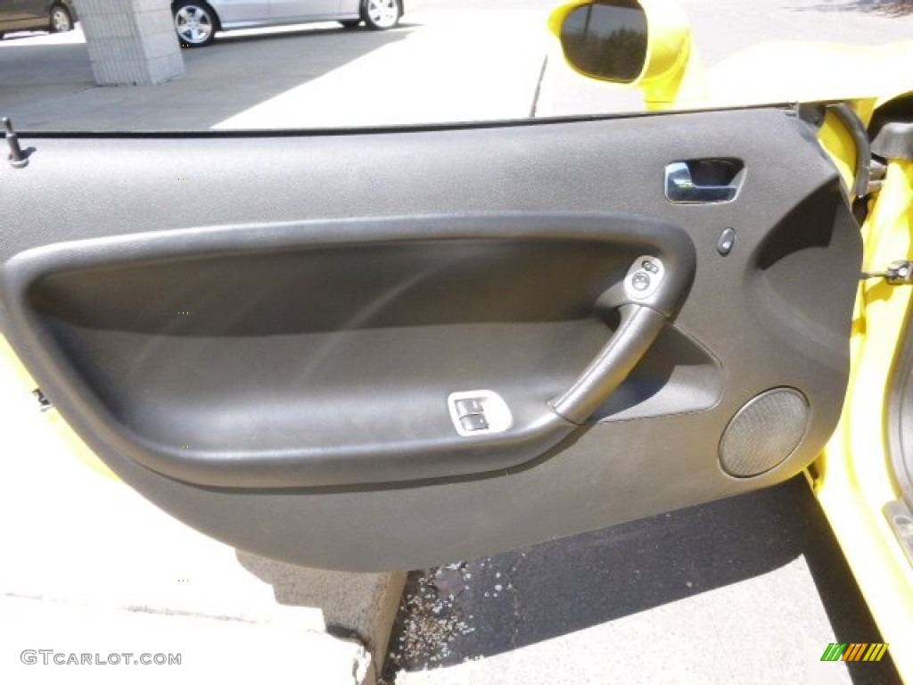 2008 Solstice GXP Roadster - Mean Yellow / Ebony photo #13