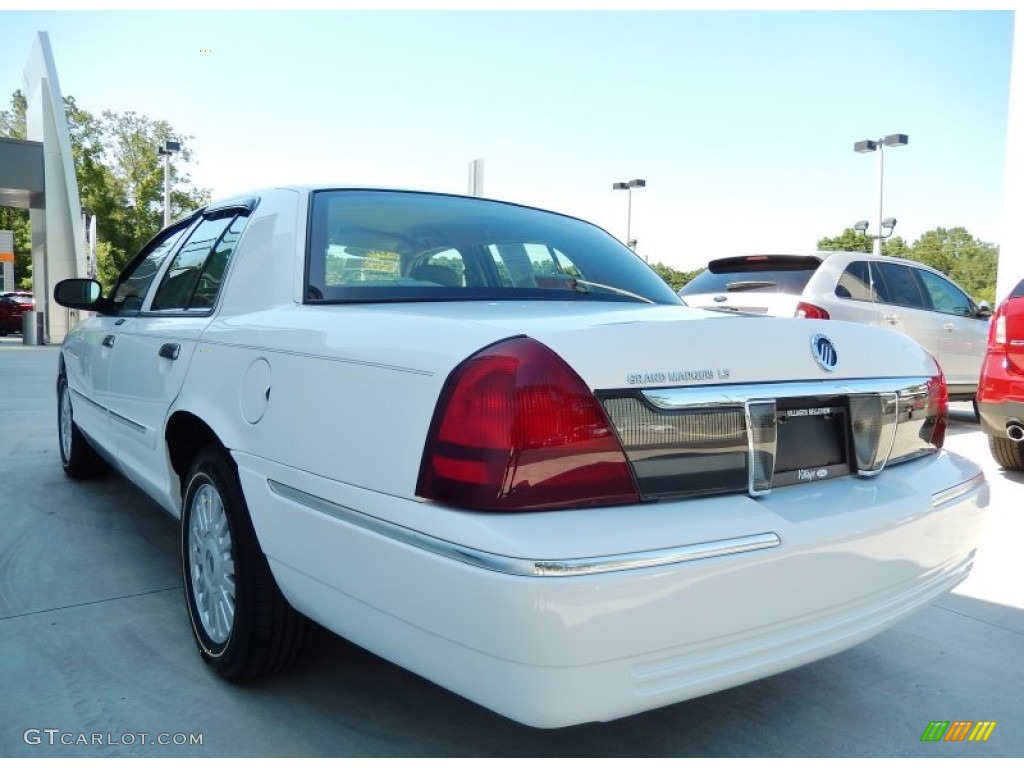 2007 Grand Marquis LS - Vibrant White / Light Camel photo #2