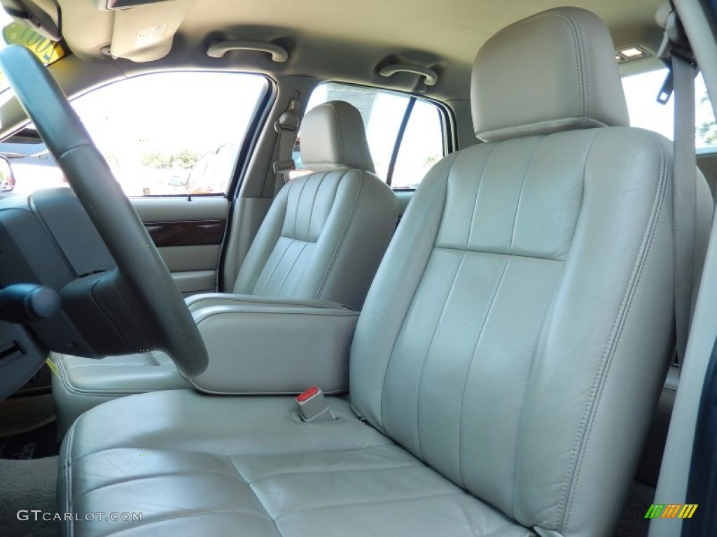 2007 Mercury Grand Marquis LS Front Seat Photo #93232235