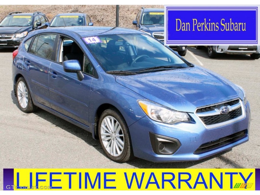 2014 Impreza 2.0i Premium 5 Door - Quartz Blue Pearl / Black photo #1