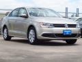 2014 Moonrock Silver Metallic Volkswagen Jetta SE Sedan  photo #1