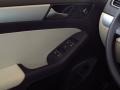 Black - Jetta SE Sedan Photo No. 15