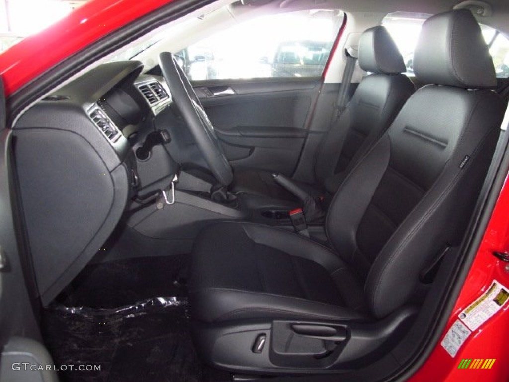 2014 Volkswagen Jetta SE Sedan Interior Color Photos