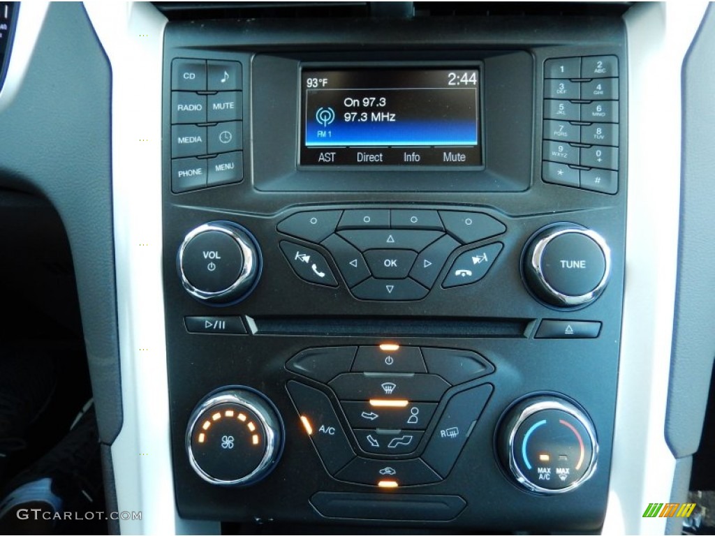 2014 Ford Fusion S Controls Photo #93235649