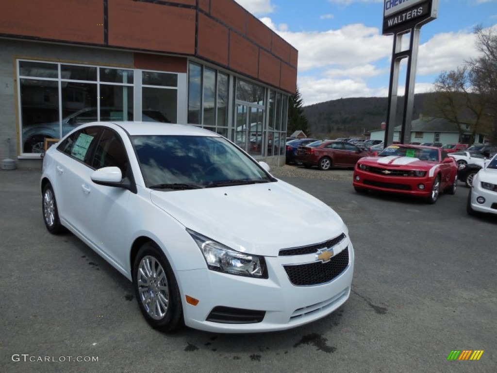 2014 Cruze Eco - Summit White / Jet Black/Sport Red photo #1