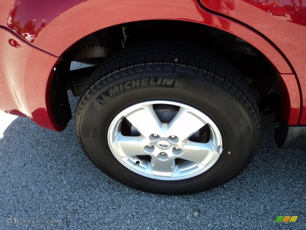 2011 Escape XLT - Sangria Red Metallic / Camel photo #4