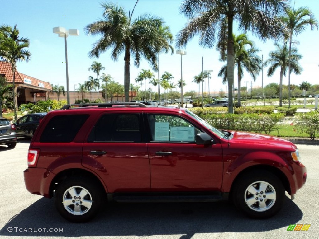 2011 Escape XLT - Sangria Red Metallic / Camel photo #5