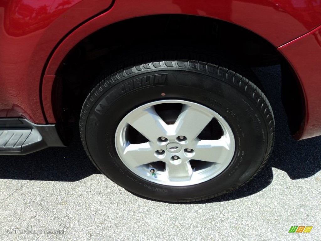 2011 Escape XLT - Sangria Red Metallic / Camel photo #10