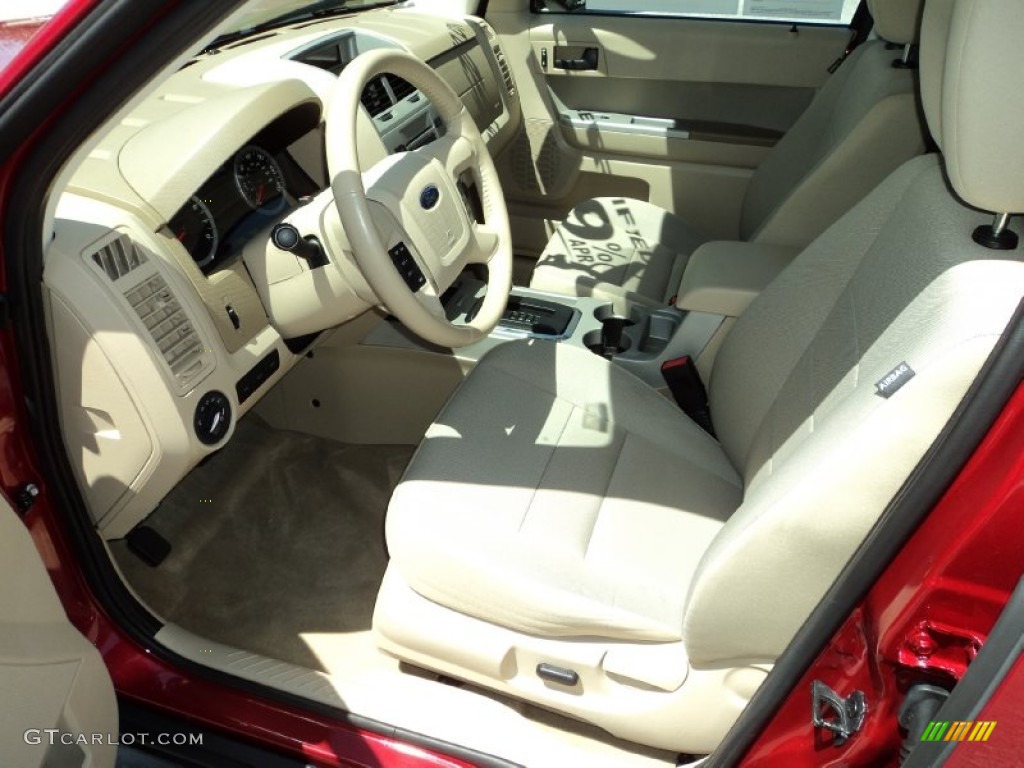 2011 Escape XLT - Sangria Red Metallic / Camel photo #18