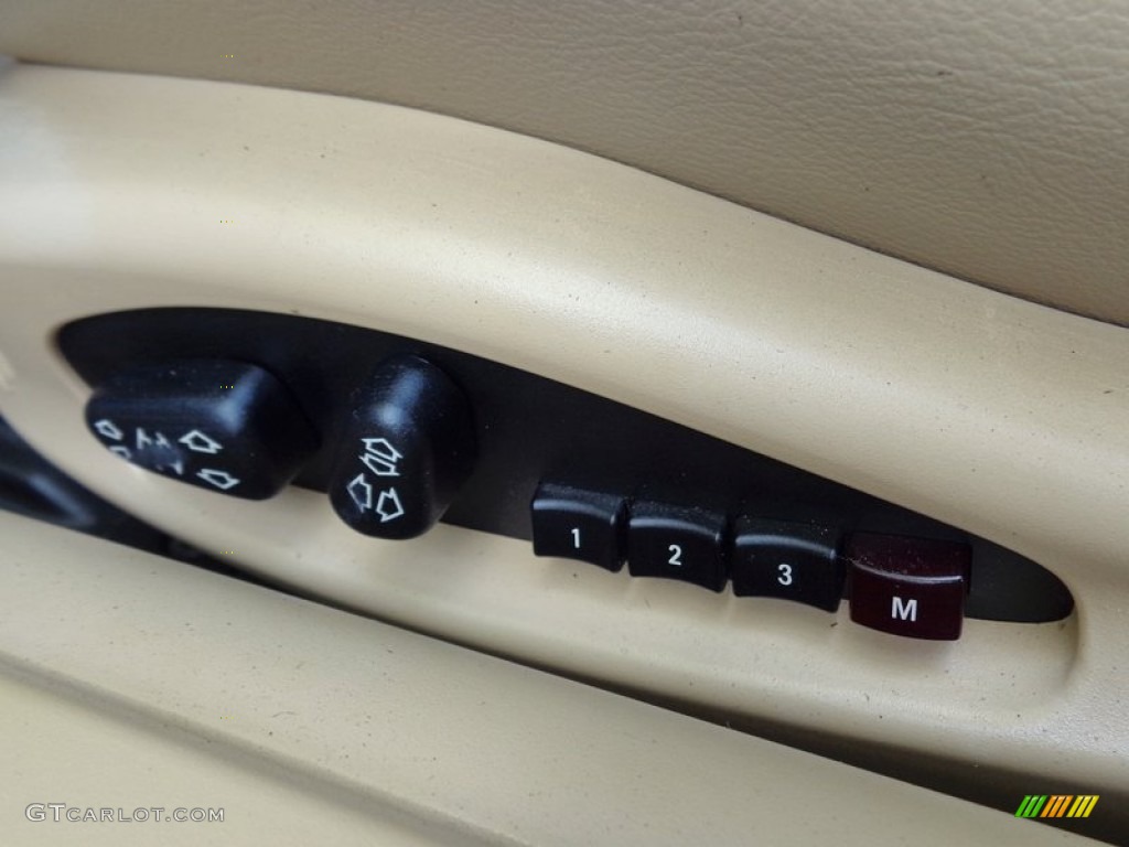 2001 BMW 3 Series 330i Convertible Controls Photos