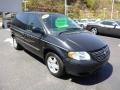 Brilliant Black Crystal Pearl 2005 Dodge Caravan SXT Exterior