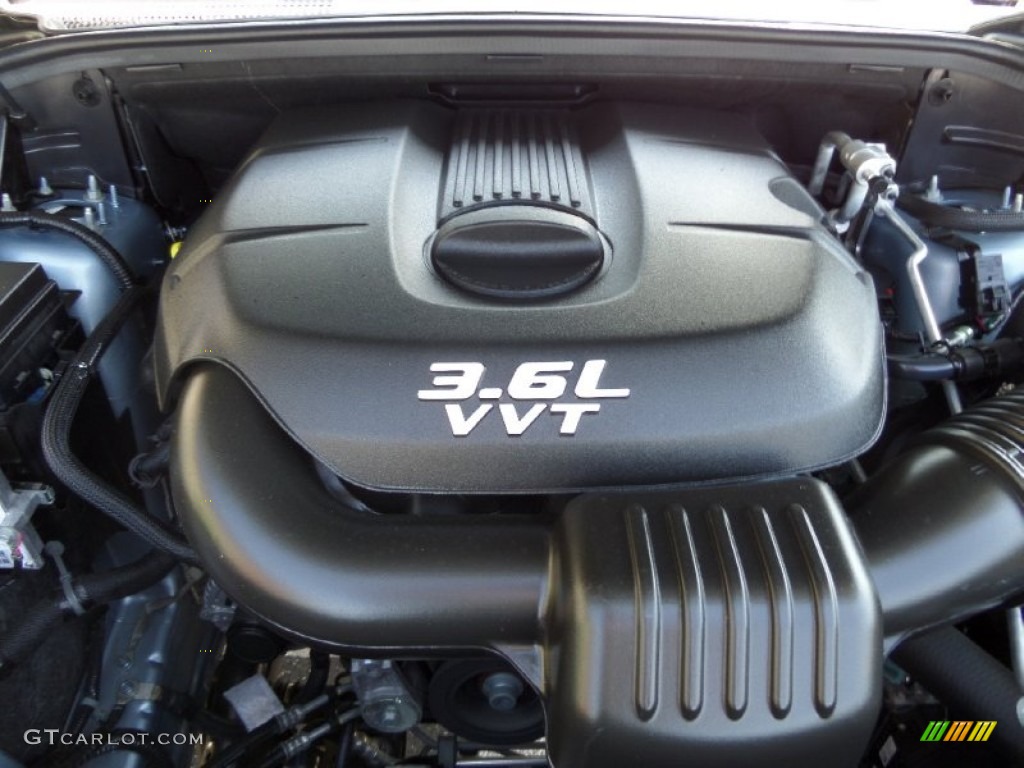 2013 Grand Cherokee Laredo - Winter Chill Pearl / Dark Graystone/Medium Graystone photo #6