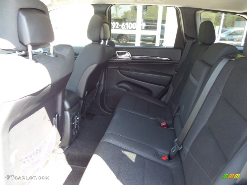 2013 Grand Cherokee Laredo - Winter Chill Pearl / Dark Graystone/Medium Graystone photo #12