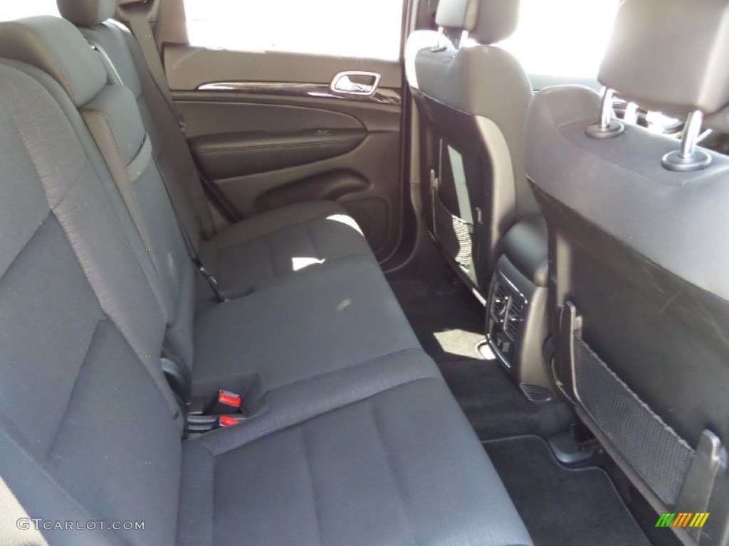 2013 Grand Cherokee Laredo - Winter Chill Pearl / Dark Graystone/Medium Graystone photo #14