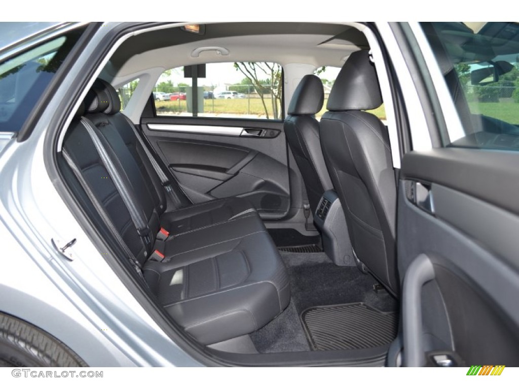 2014 Passat 2.5L SE - Reflex Silver Metallic / Titan Black photo #11