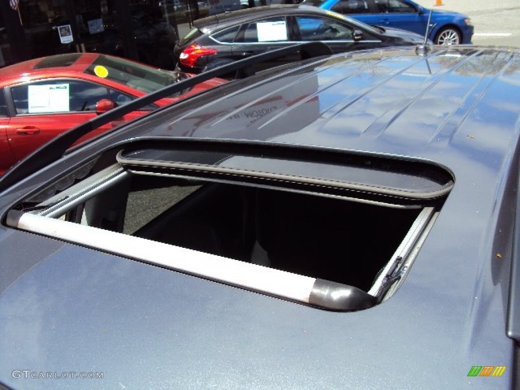 2012 Outlander SE AWD - Graphite Gray Metallic / Black photo #5