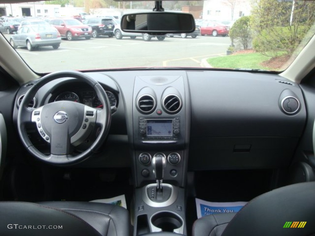 2011 Rogue SV AWD - Cayenne Red / Black photo #10